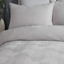 Serene Embossed Grey Geo Kingsize Duvet Set -Housing Units Store 1a2f0e304f6cb4f80117fc5f0e8827c5