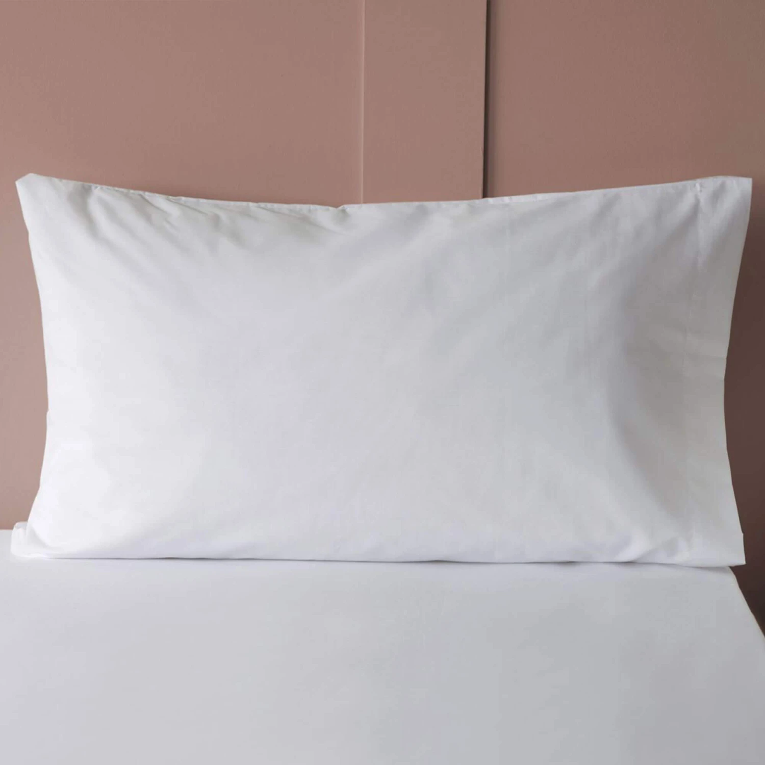 Belledorm White Pillowcase Pack Of 4 4 Belledorm White Pillowcase Pack Of 4 - Image 2