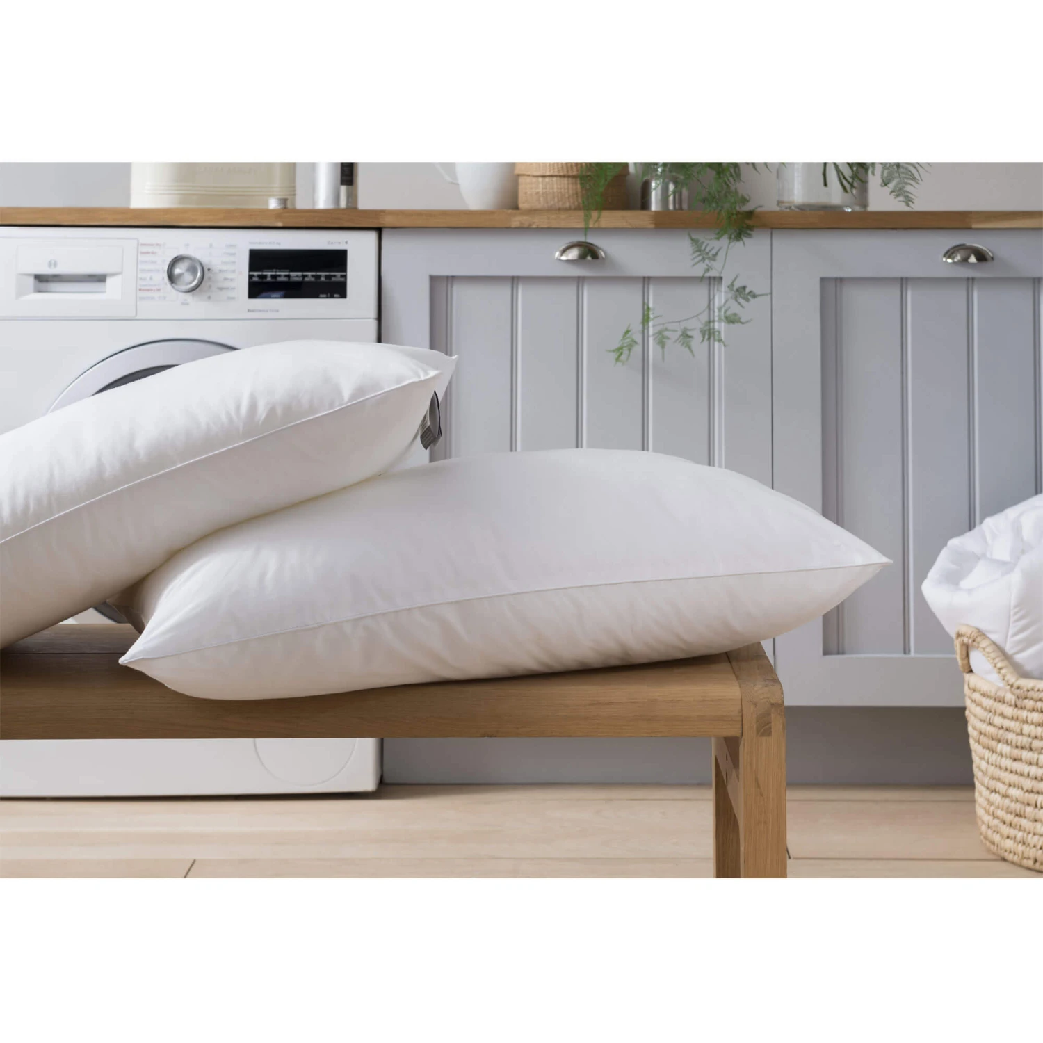 The Fine Bedding Company Spundown Medium Support Pillow Pair 4 The Fine Bedding Company Spundown Medium Support Pillow Pair - Image 2