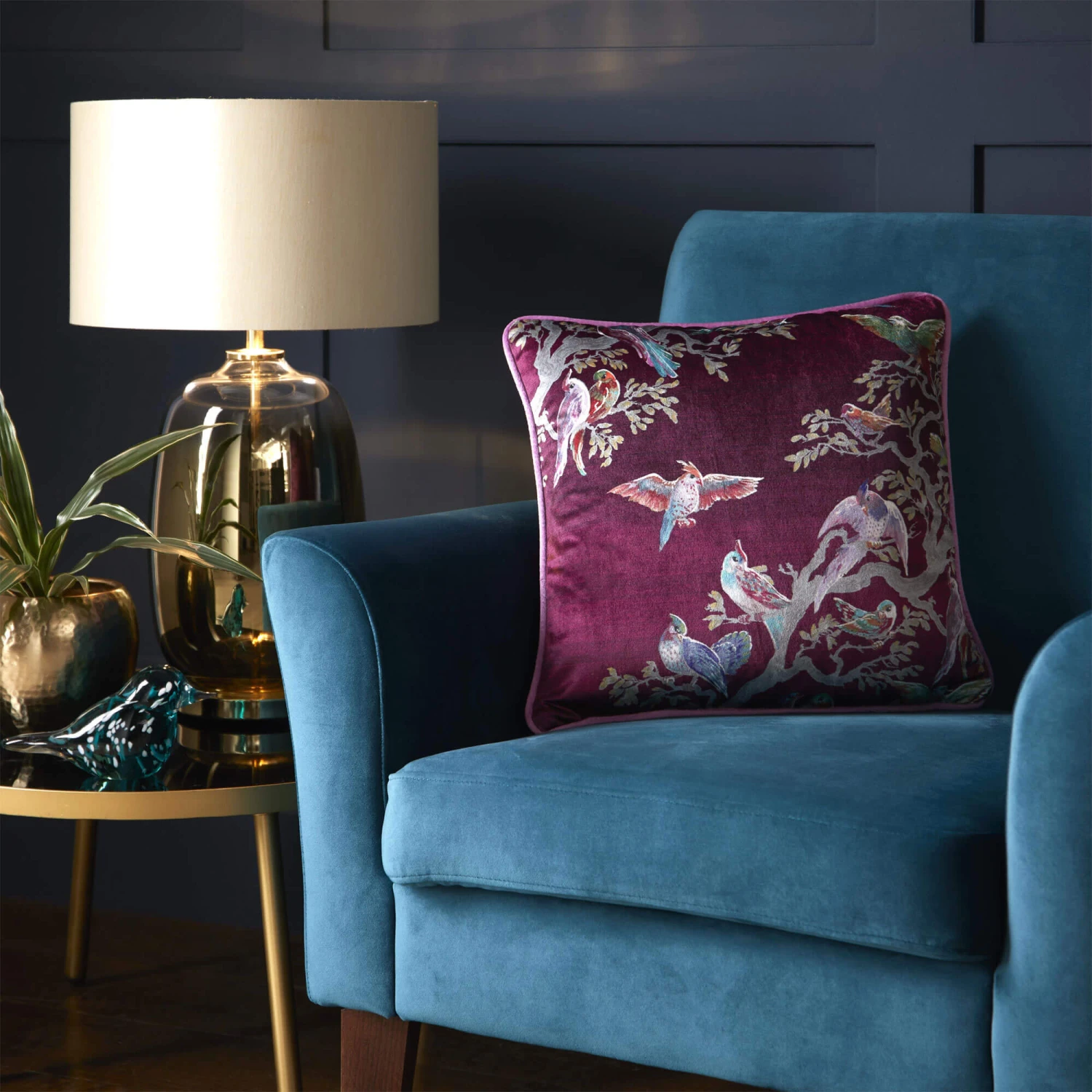 Laurence Llewelyn-Bowen Birdity Absurdity Pink Cushion 3 Laurence Llewelyn-Bowen Birdity Absurdity Pink Cushion