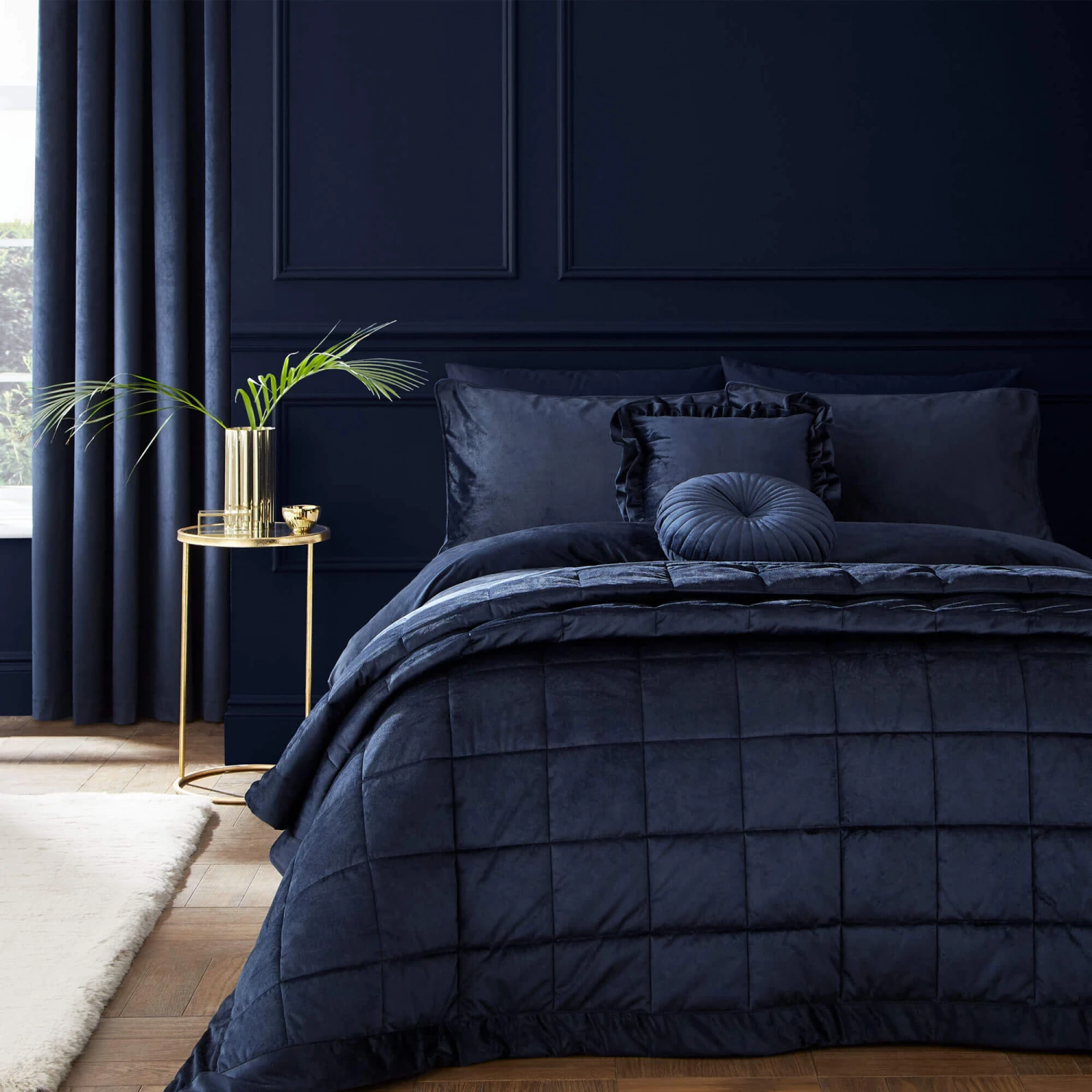 Catherine Lansfield Kingsley Matt Velvet Navy Quilted Bedspread 5 Catherine Lansfield Kingsley Matt Velvet Navy Quilted Bedspread - Image 3