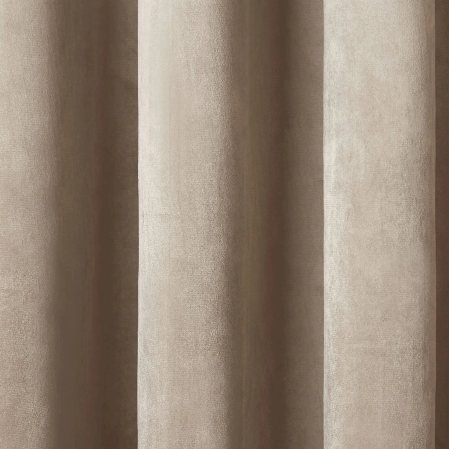 Laurence Llewelyn-Bowen Montrose Linen Blackout Eyelet Curtain Collection 5 Laurence Llewelyn-Bowen Montrose Linen Blackout Eyelet Curtain Collection - Image 3