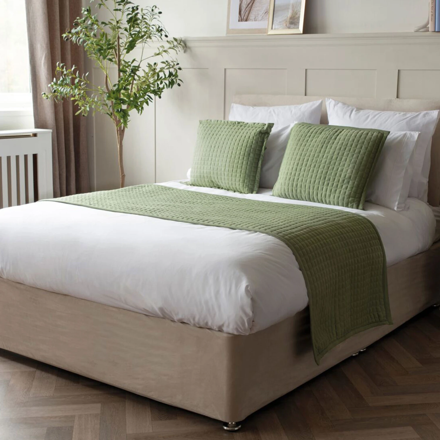 Belledorm Crompton Sage Quilted Bed Runner 3 Belledorm Crompton Sage Quilted Bed Runner