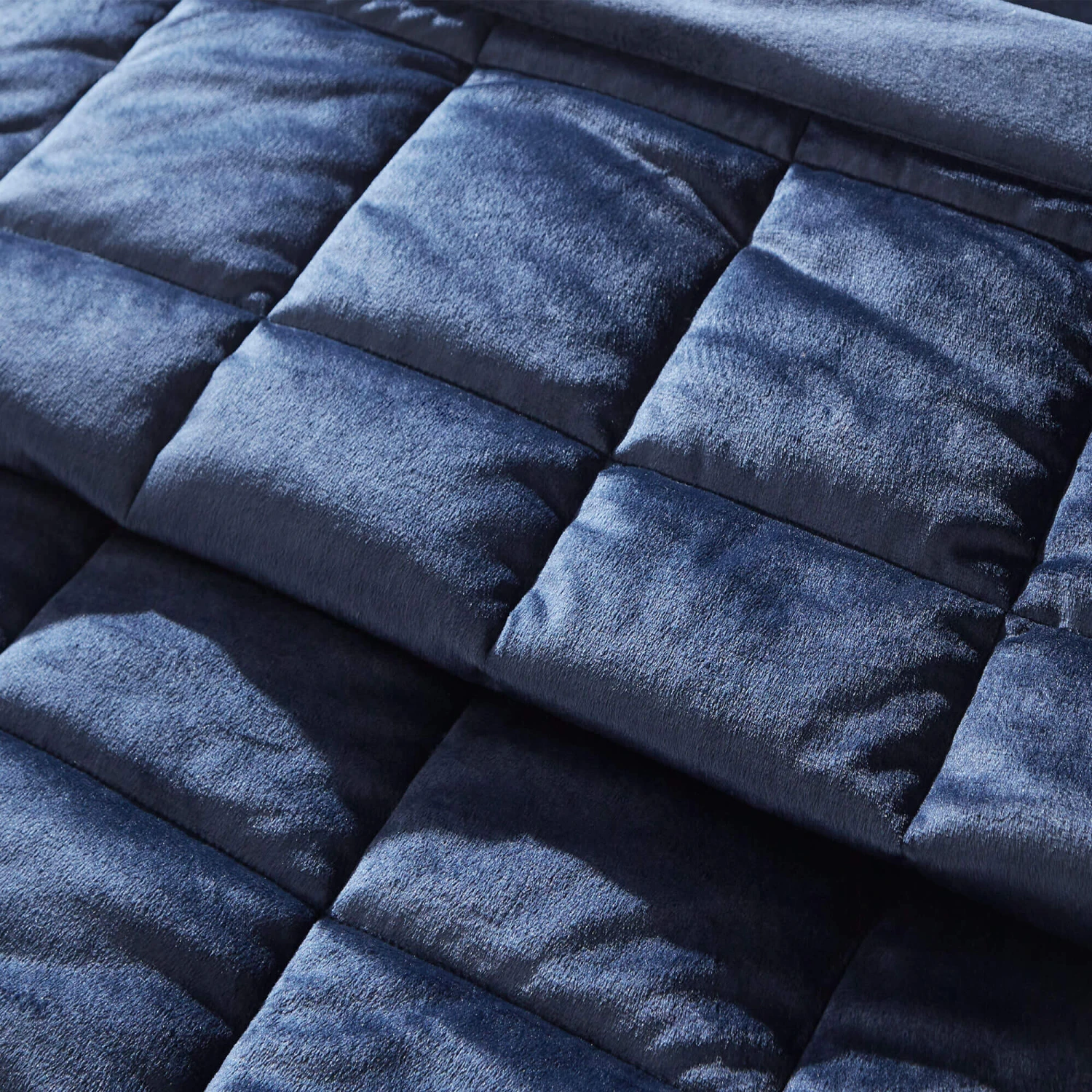 Catherine Lansfield Kingsley Matt Velvet Navy Quilted Bedspread 4 Catherine Lansfield Kingsley Matt Velvet Navy Quilted Bedspread - Image 2
