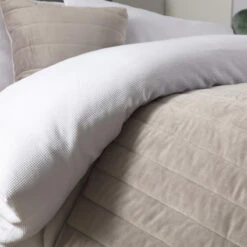 Belledorm Verona Mink Bed Runner -Housing Units Store 73389fb6d6659b5c476017022be89a58