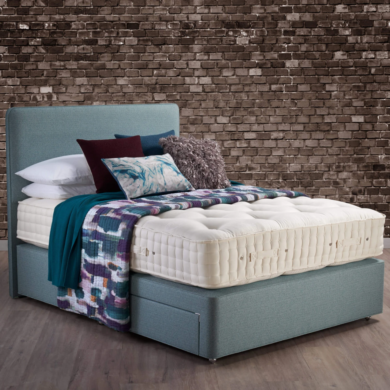 Hypnos Diamond Luxury 135cm Double Mattress 3 Hypnos Diamond Luxury 135cm Double Mattress
