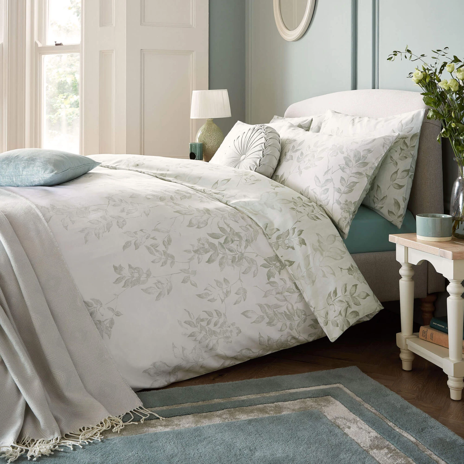 Laura Ashley Lockwood Sage Kingsize Duvet Set 5 Laura Ashley Lockwood Sage Kingsize Duvet Set - Image 3