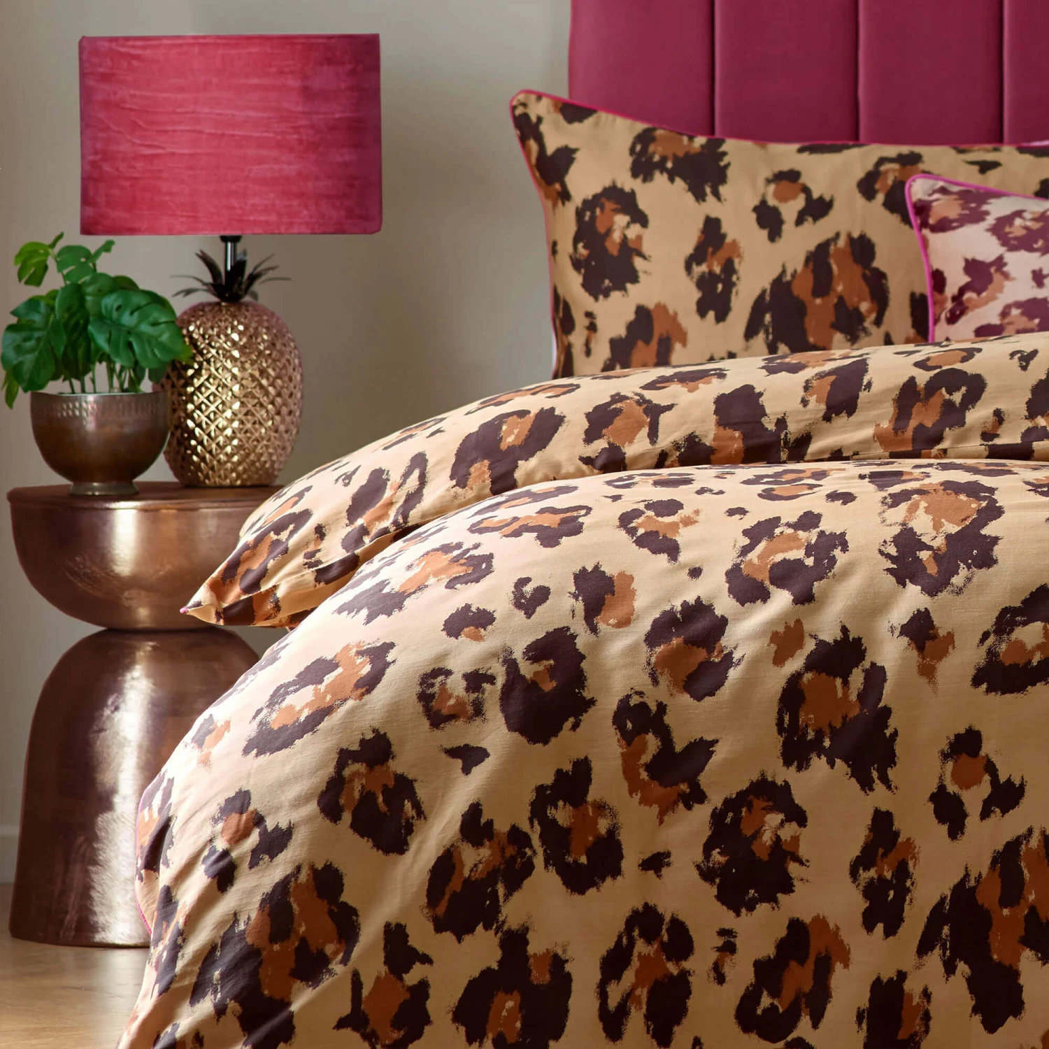 True Leopard Multi Kingsize Duvet Set 5 True Leopard Multi Kingsize Duvet Set - Image 3