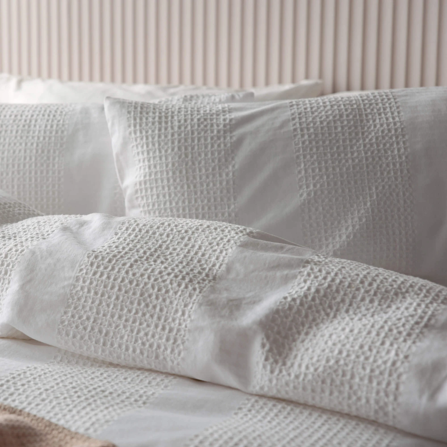 Belledorm Waffle Stripe Vanilla Double Duvet Set 4 Belledorm Waffle Stripe Vanilla Double Duvet Set - Image 2